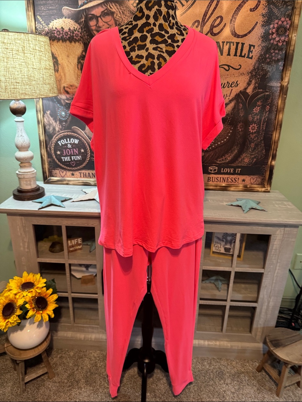 Shirley & Stone Bright Pink V-Neck Top & Pants Set Size XL